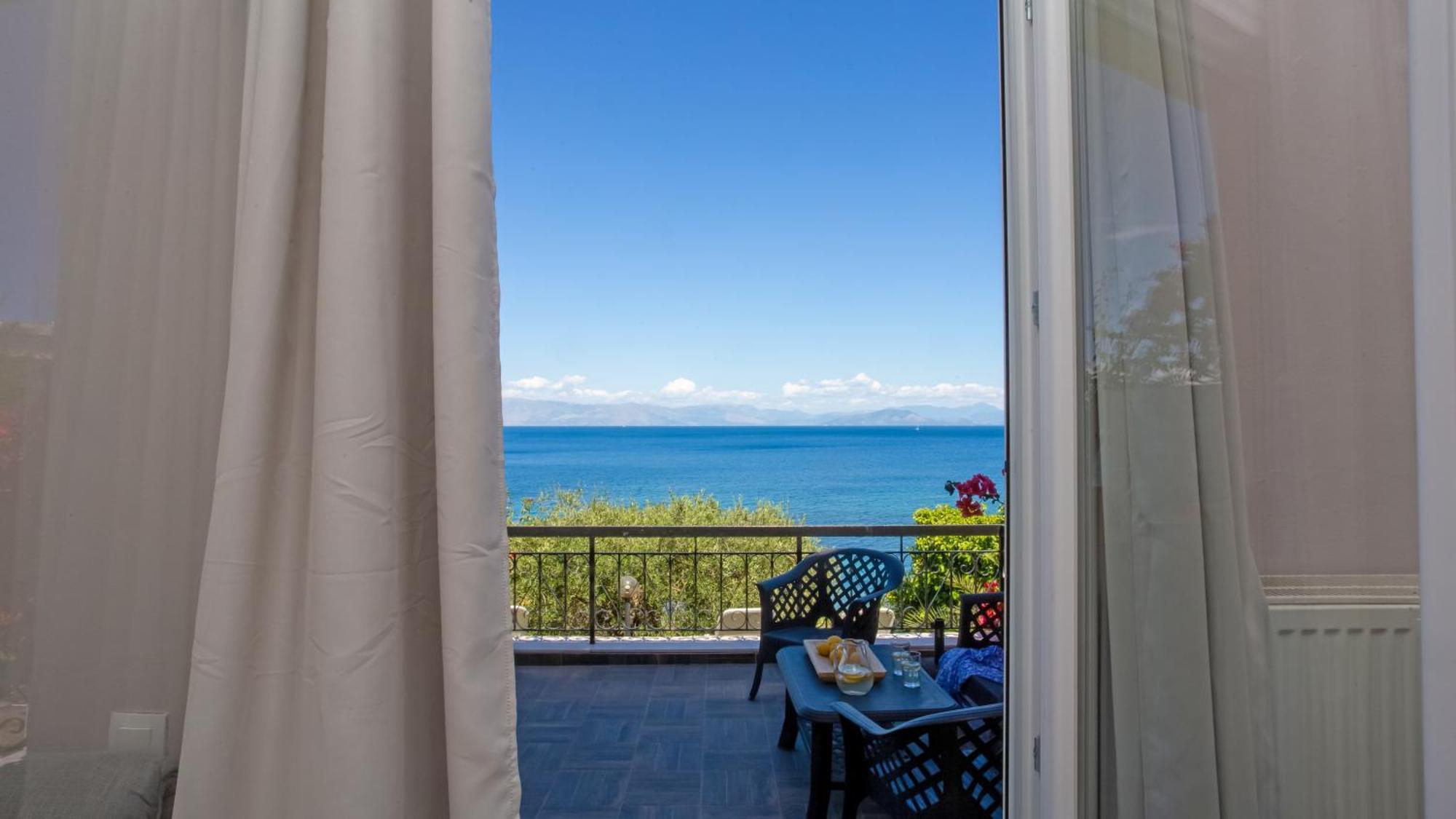 Апартаменти Ionian Kaizer Boutique Achilleion Екстер'єр фото