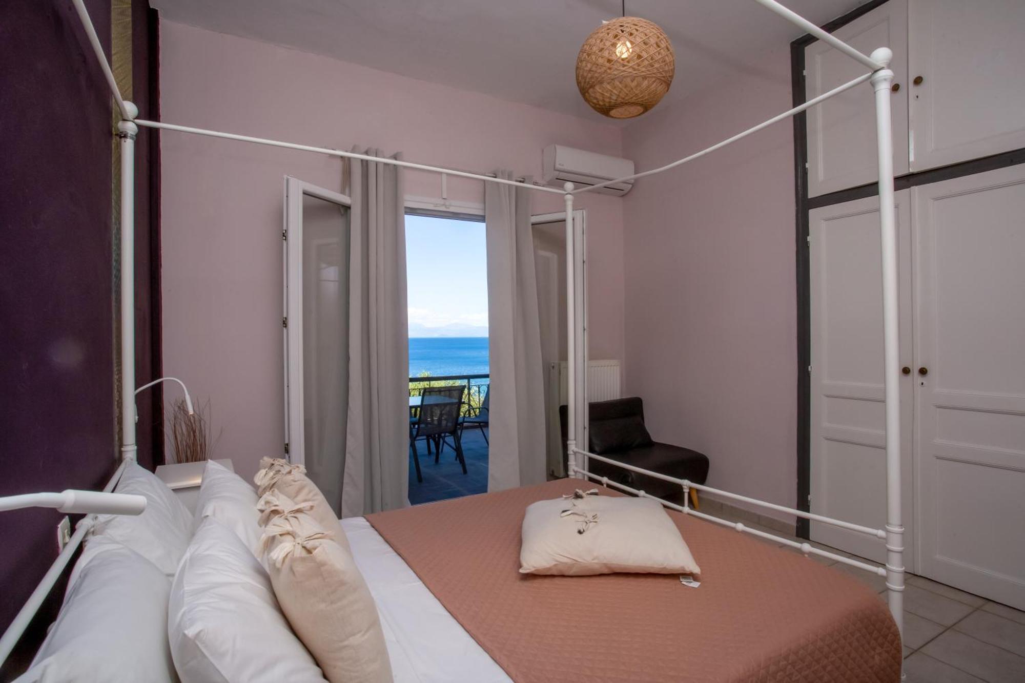 Апартаменти Ionian Kaizer Boutique Achilleion Екстер'єр фото